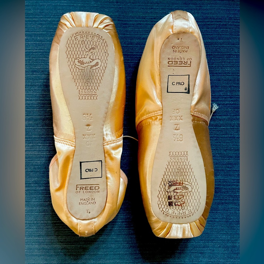 Freed NEW Ballet Pointe shoes 6.5 XXX
